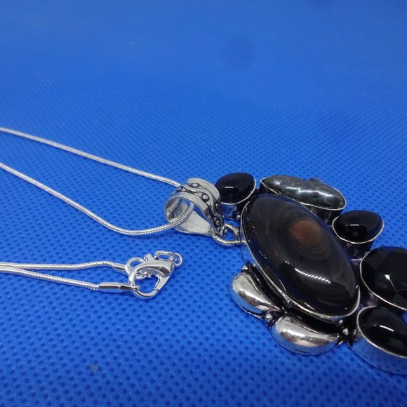 Beautiful "BLACK OBSIDIAN & BIWA PEARL" Handmade Sterling Pendant on a 18" Chain - Picture 3 of 3